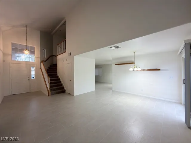 $2,100 | 8232 Fame Avenue, Las Vegas, NV 89147