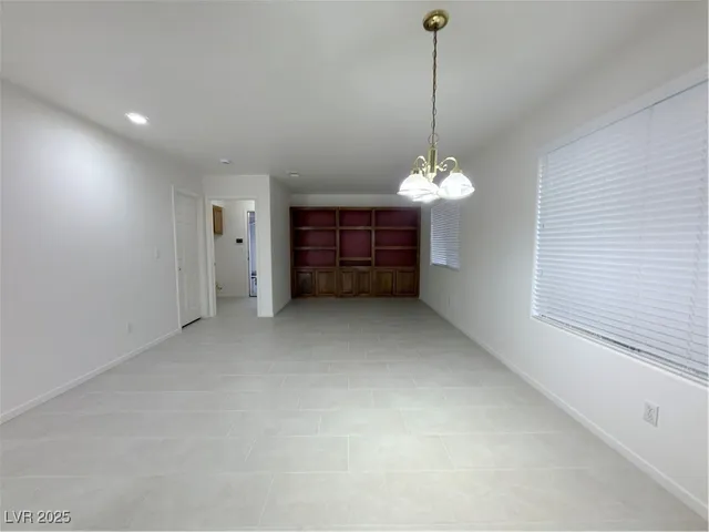 $2,100 | 8232 Fame Avenue, Las Vegas, NV 89147