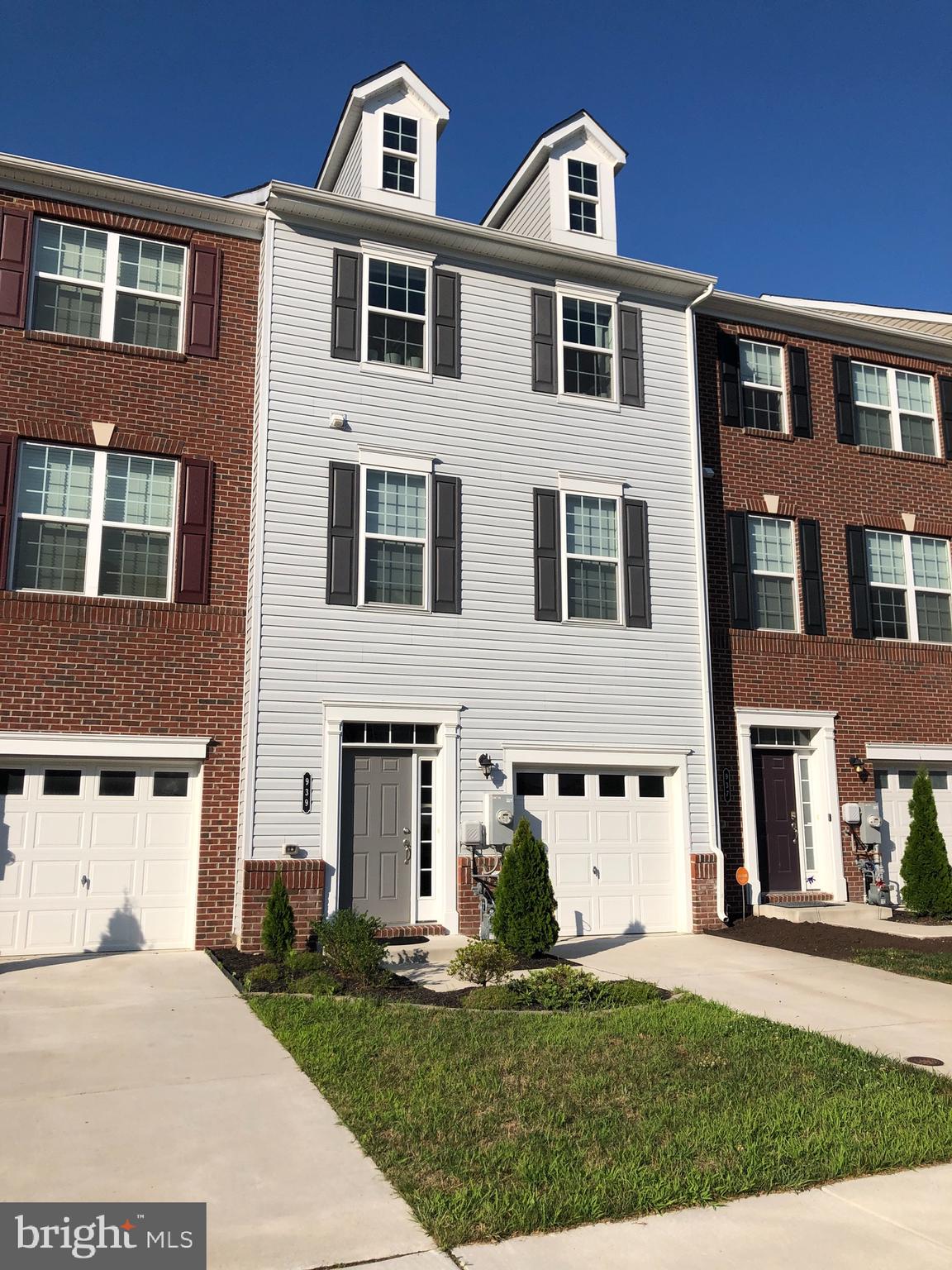 939 Ramble Run Road Baltimore, MD 21220 - Photo 1 of 26 Front