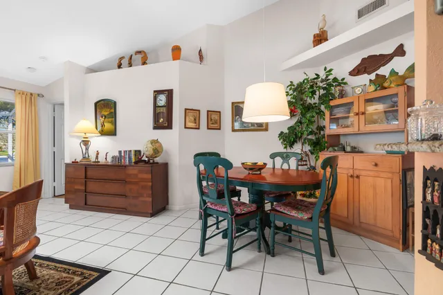 $3,100 | 5260 Grande Palm Circle, Delray Beach, FL 33484