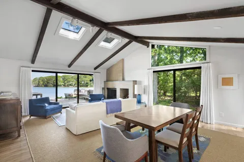 33 Bluff Point Road, Sag Harbor, NY 11963
