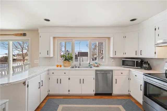 $1,600,000 | 11 O Donnell Road, Middletown, RI 02842