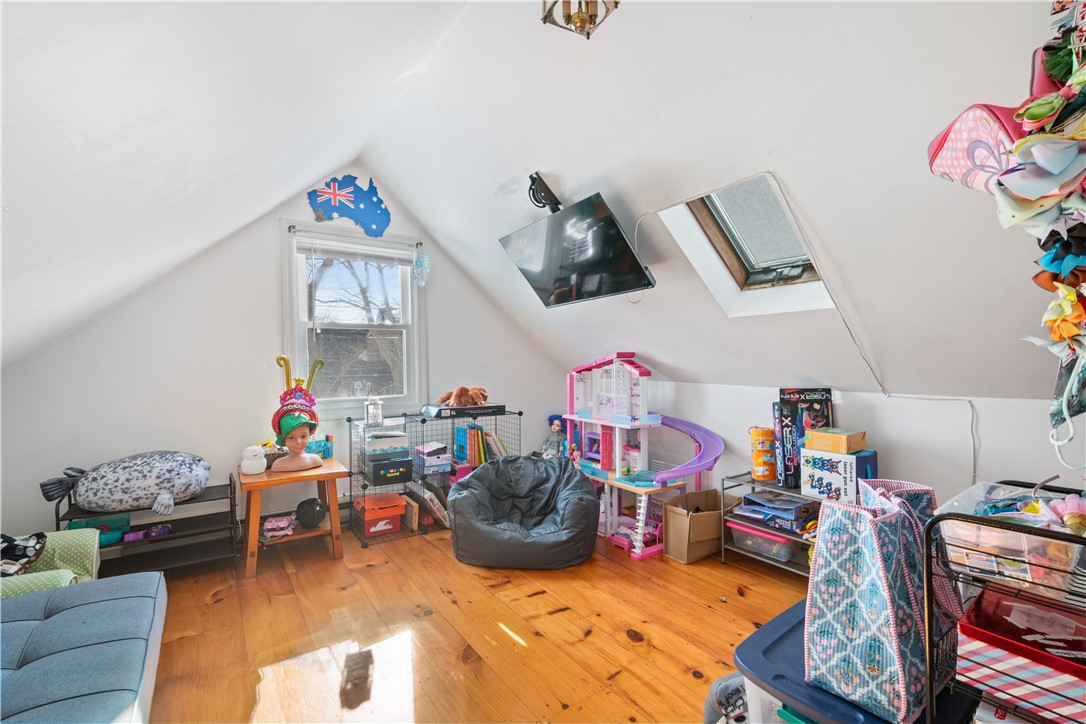 11 O Donnell Road Middletown, RI 02842 - Photo 41 of 49