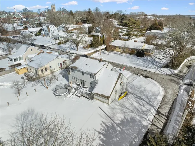 $1,600,000 | 11 O Donnell Road, Middletown, RI 02842