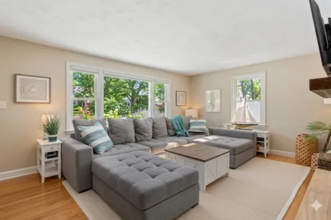 $1,499,000 | 11 O Donnell Road, Middletown, RI 02842