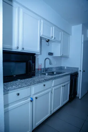 $95,000 | 9797 Leawood Boulevard, Unit 601, Houston, TX 77099