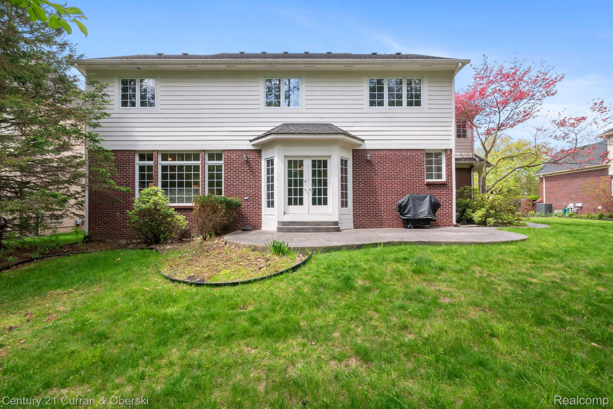 27852 Larson Lane Farmington, MI 48331 - Photo 67 of 75 8-web-or-mls-P2370332.jpg