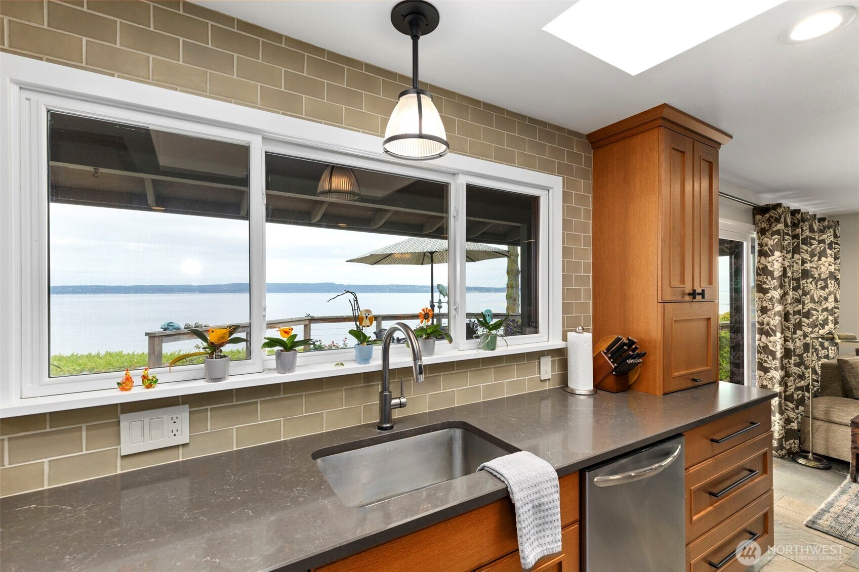 1620 East Marrowstone Road Nordland, WA 98358 - Photo 7 of 39