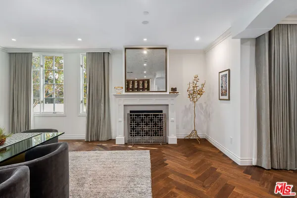 $1,749,000 | 433 North Doheny Drive, Unit 103, Beverly Hills, CA 90210