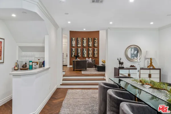 $1,749,000 | 433 North Doheny Drive, Unit 103, Beverly Hills, CA 90210