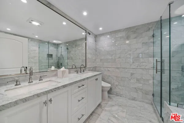 $1,749,000 | 433 North Doheny Drive, Unit 103, Beverly Hills, CA 90210