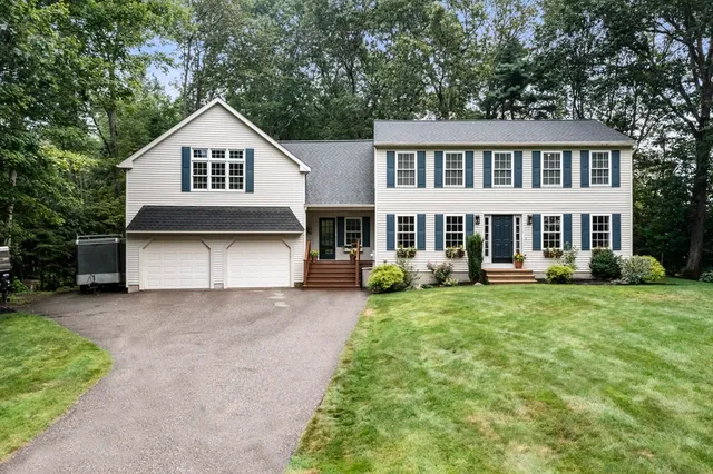 $650,000 | 6 McCann Place, Paxton, MA 01612