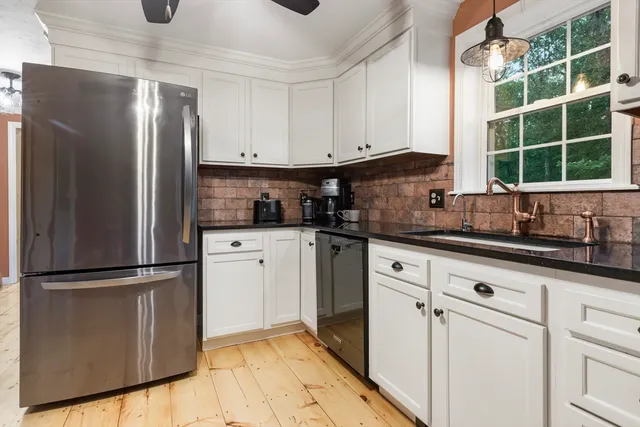 $650,000 | 6 McCann Place, Paxton, MA 01612