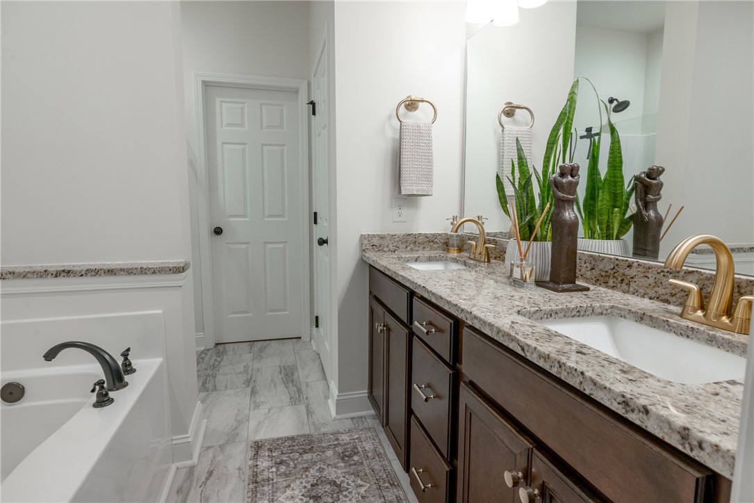 621 Crooked Trace Lane Seneca, SC 29672 - Photo 18 of 36