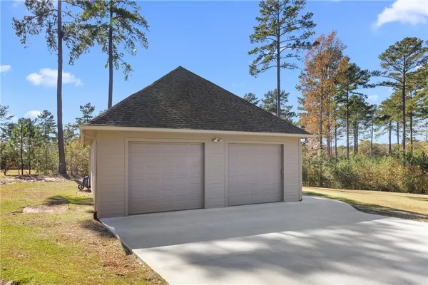 $795,000 | 621 Crooked Trace Lane, Seneca, SC 29672