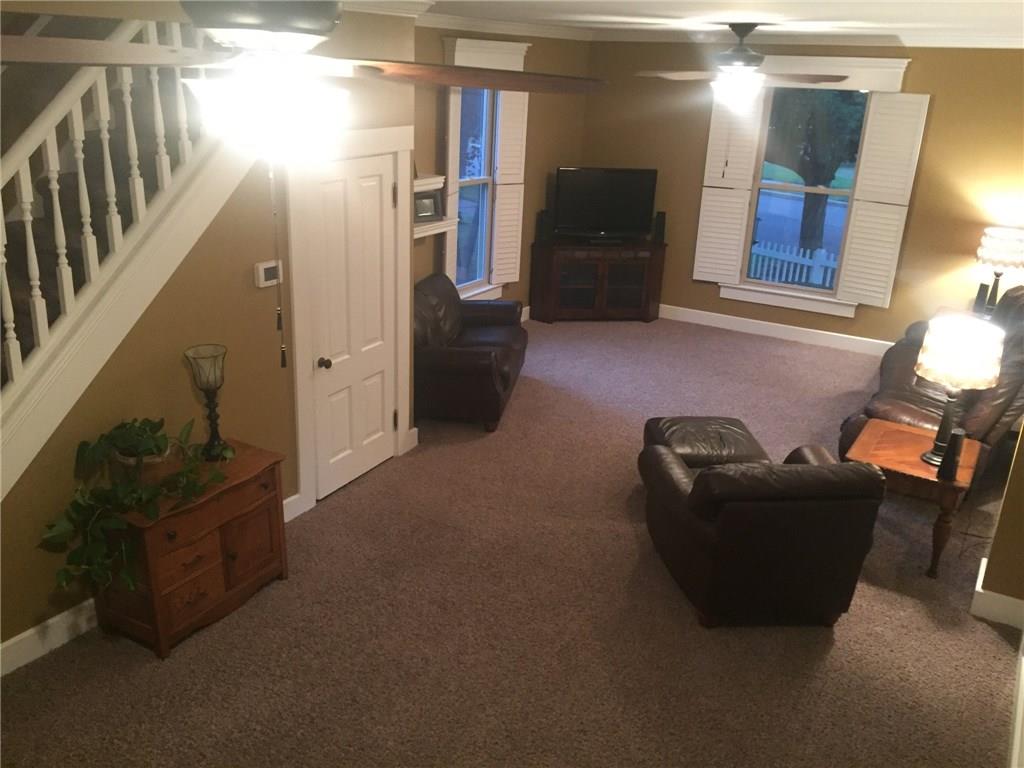 414 East State Street Pendleton, IN 46064 - Photo 8 of 13 Gallery Image 8