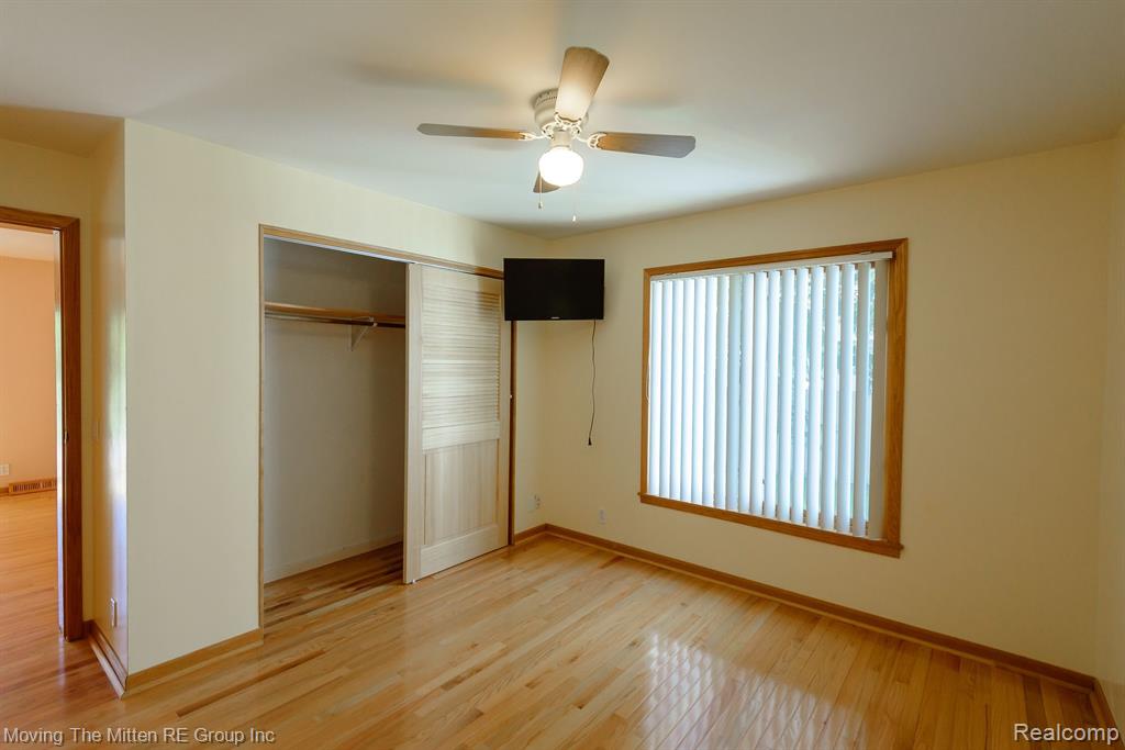 49335 Wear Road Belleville, MI 48111 - Photo 32 of 64