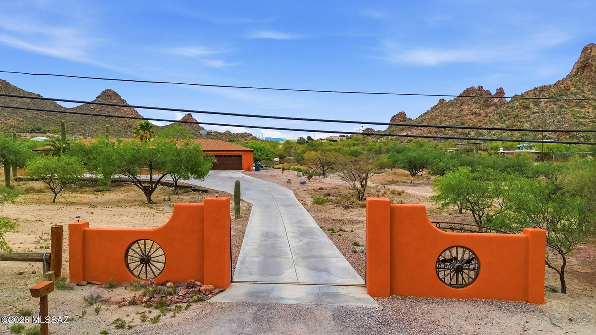 5645 South Caballo Road Tucson, AZ 85746 - Photo 38 of 43 Front Entrance