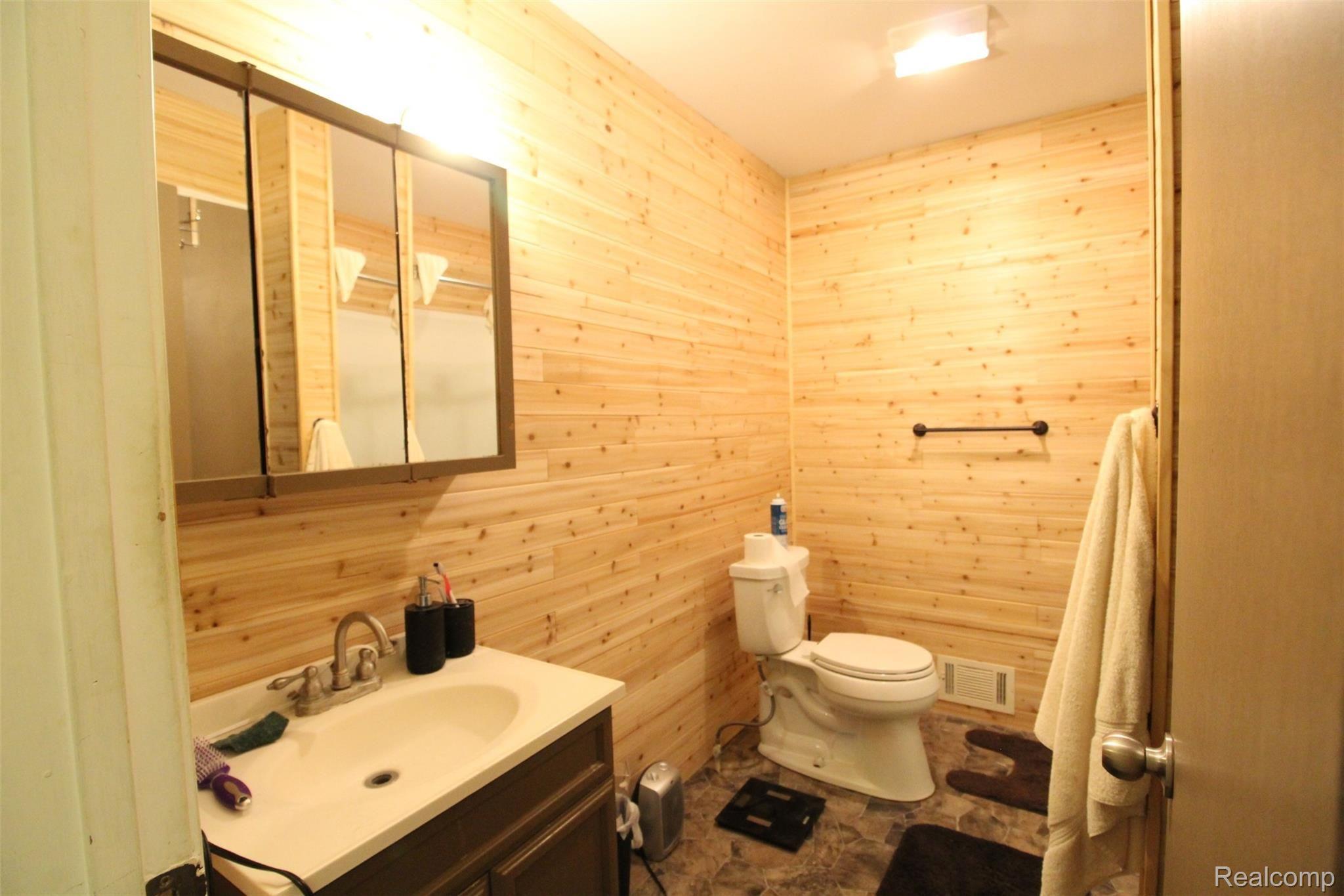 3590 James Road Caro, MI 48723 - Photo 14 of 65 IMG_8978.JPG