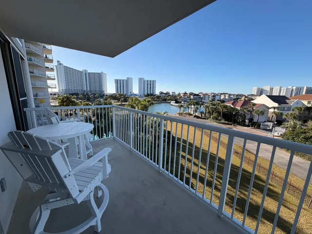 $629,000 | 970 Highway 98, Unit 301, Destin, FL 32541