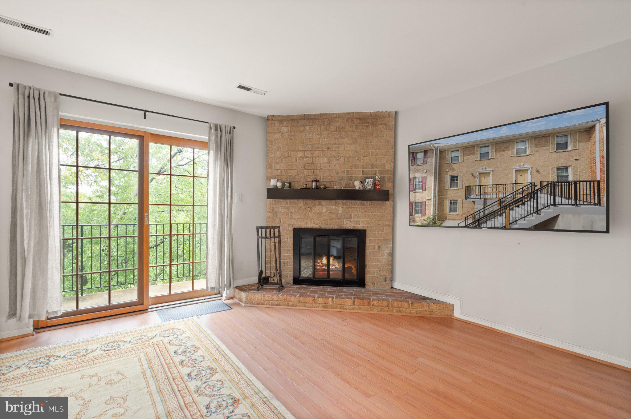 905 South Rolfe Street, Unit 2 Arlington, VA 22204 - Photo 23 of 55 Gallery Image 23