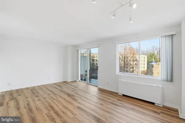 $245,000 | 2829 Connecticut Avenue Northwest, Unit 411, Washington, DC 20008