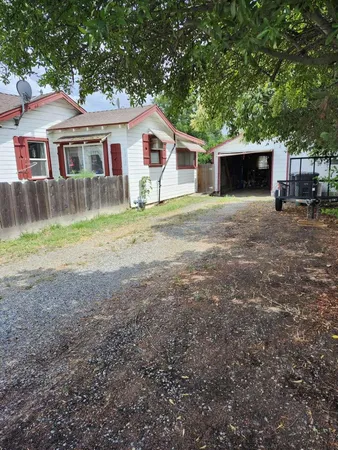$299,900 | 12912 Welch Street, Waterford, CA 95386