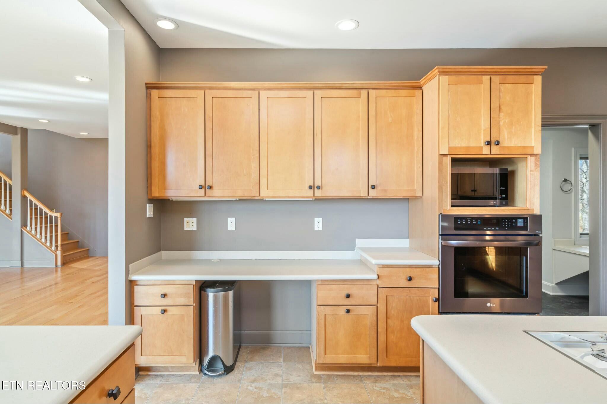 1809 Falling Waters Road Knoxville, TN 37922 - Photo 21 of 52 Kitchen