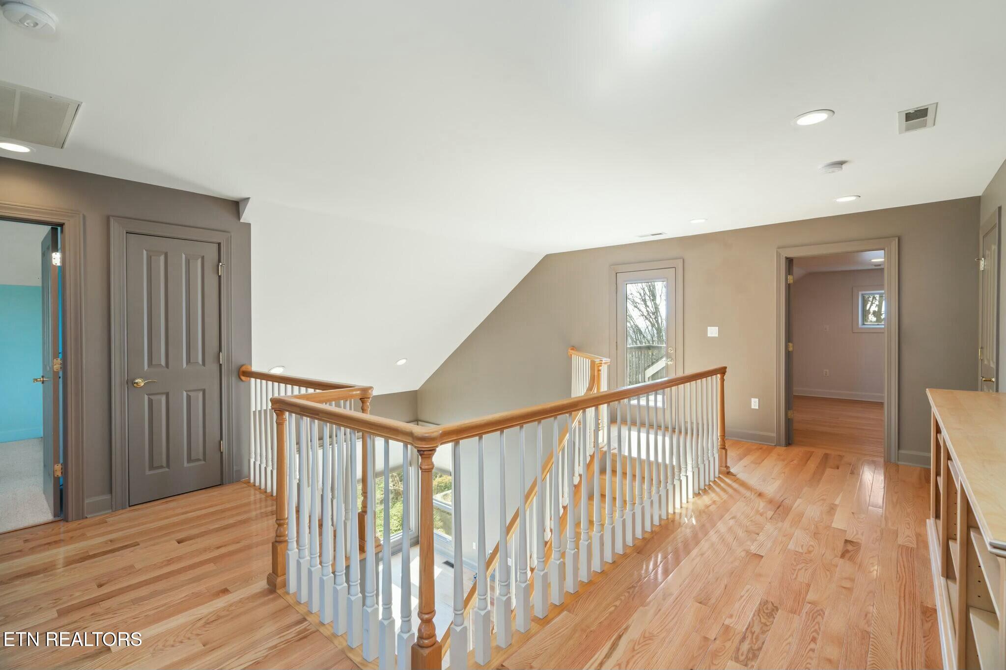1809 Falling Waters Road Knoxville, TN 37922 - Photo 38 of 52 Upstairs