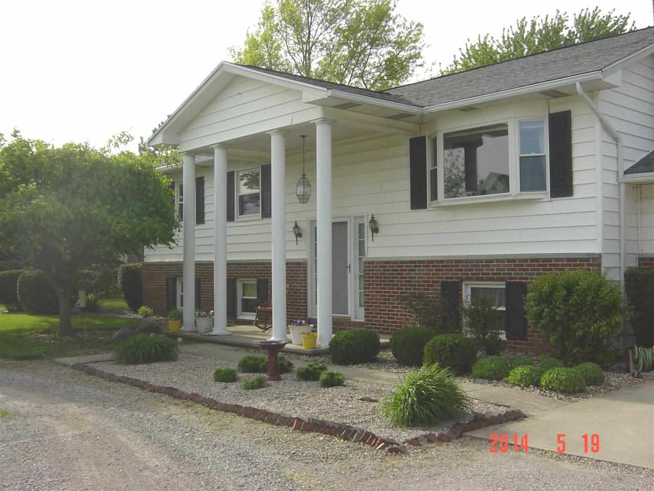 5436 Yoder Road Yoder, IN 46798 - Photo 2 of 26