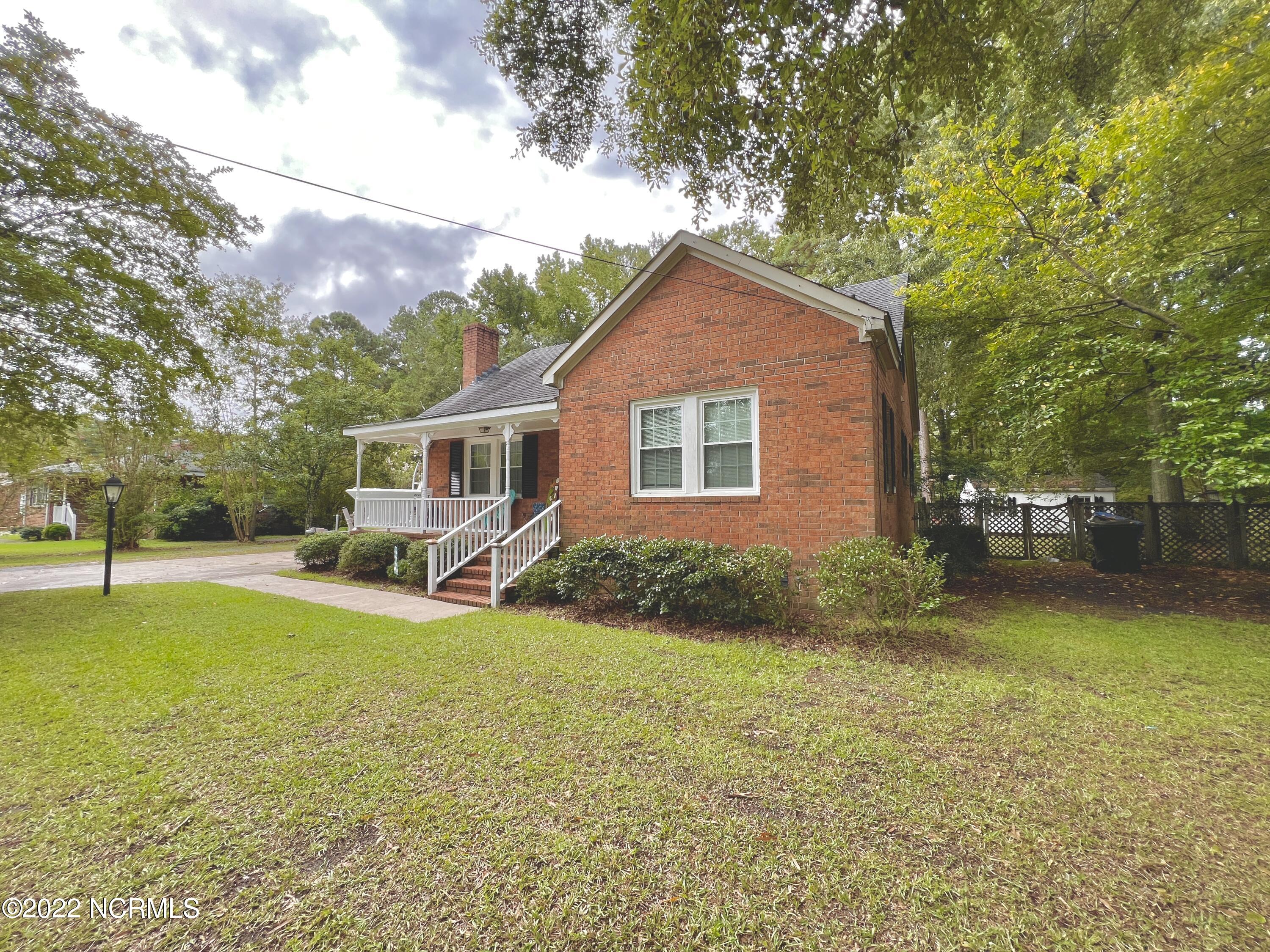 2908 Carey Road Kinston, NC 28504 - Photo 4 of 55 F41B68DB-4627-43A2-BD72-B98C5809EE7D