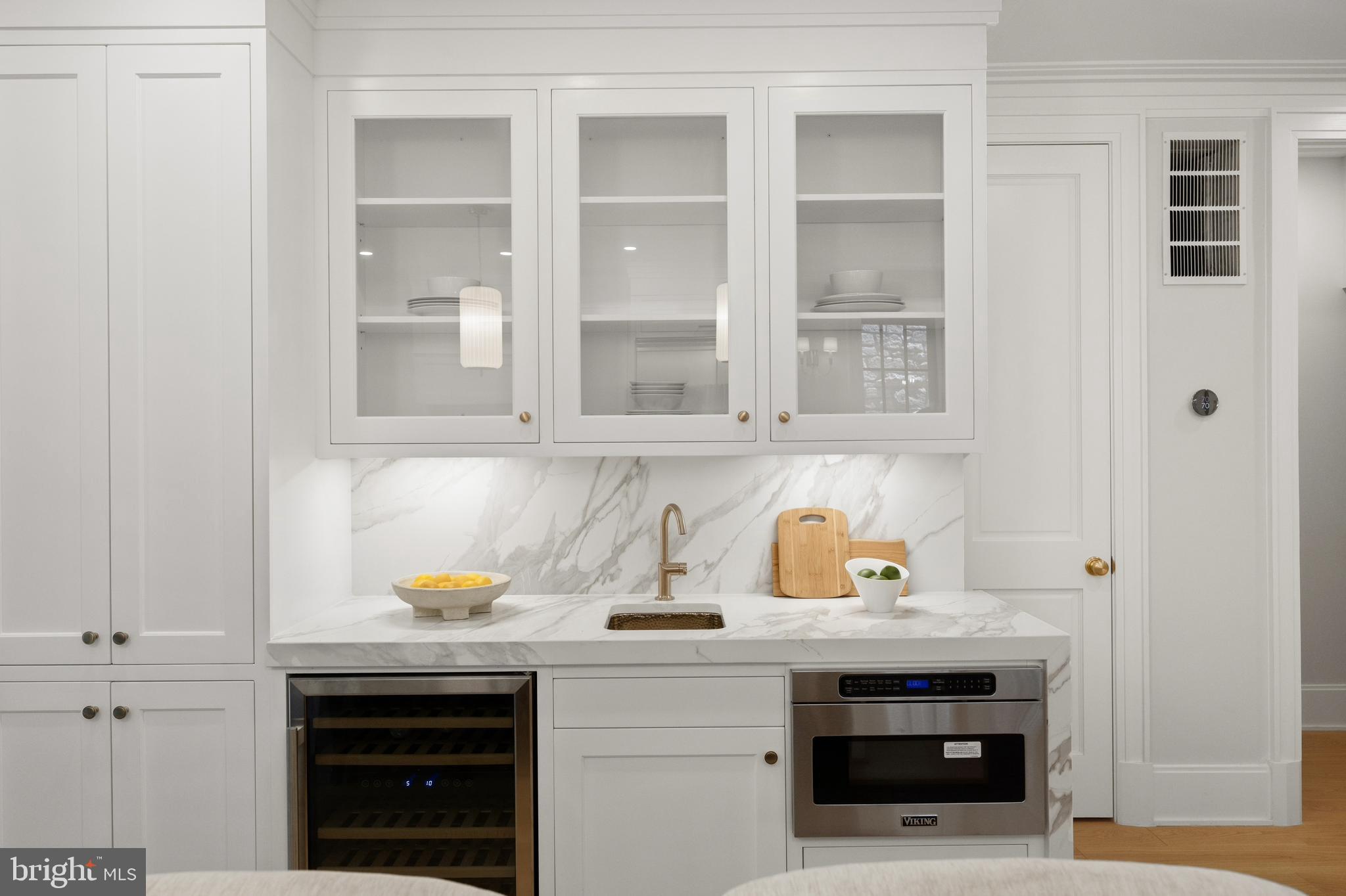 3181 Porter Street Northwest Washington, DC 20008 - Photo 11 of 36