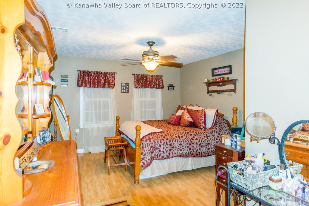 2638 Middle Fork Road Reedy, WV 25270 - Photo 19 of 30 Gallery Image 19