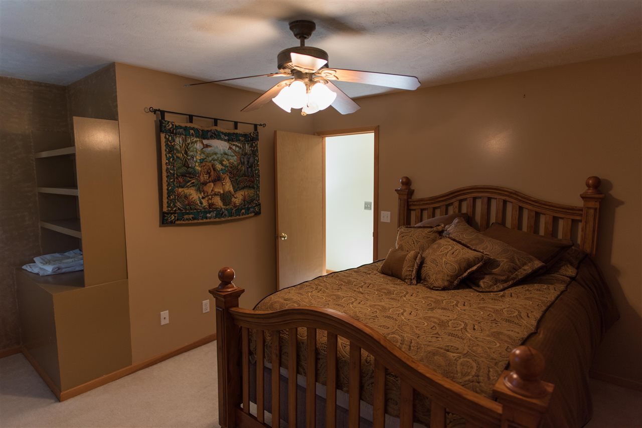 8890 South Sunnyview Road Traverse City, MI 49684 - Photo 21 of 43 1802548-20.JPG