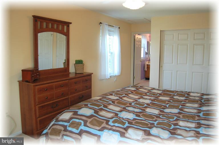 829 Sunny Chapel Road Odenton, MD 21113 - Photo 20 of 30 Bedroom (Master)