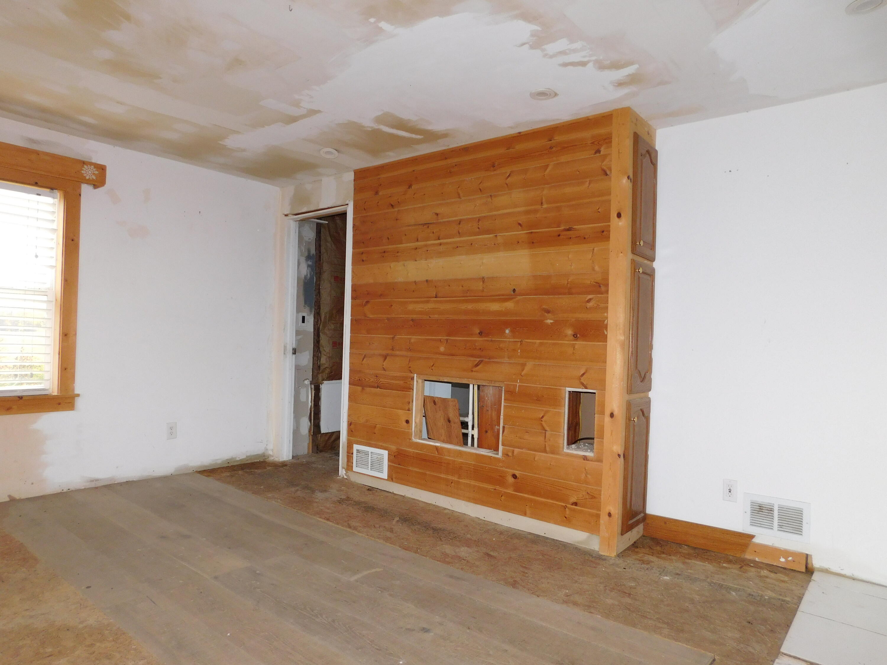 1515 Boyle Lake Road Buchanan, MI 49107 - Photo 12 of 38 DSCN4695