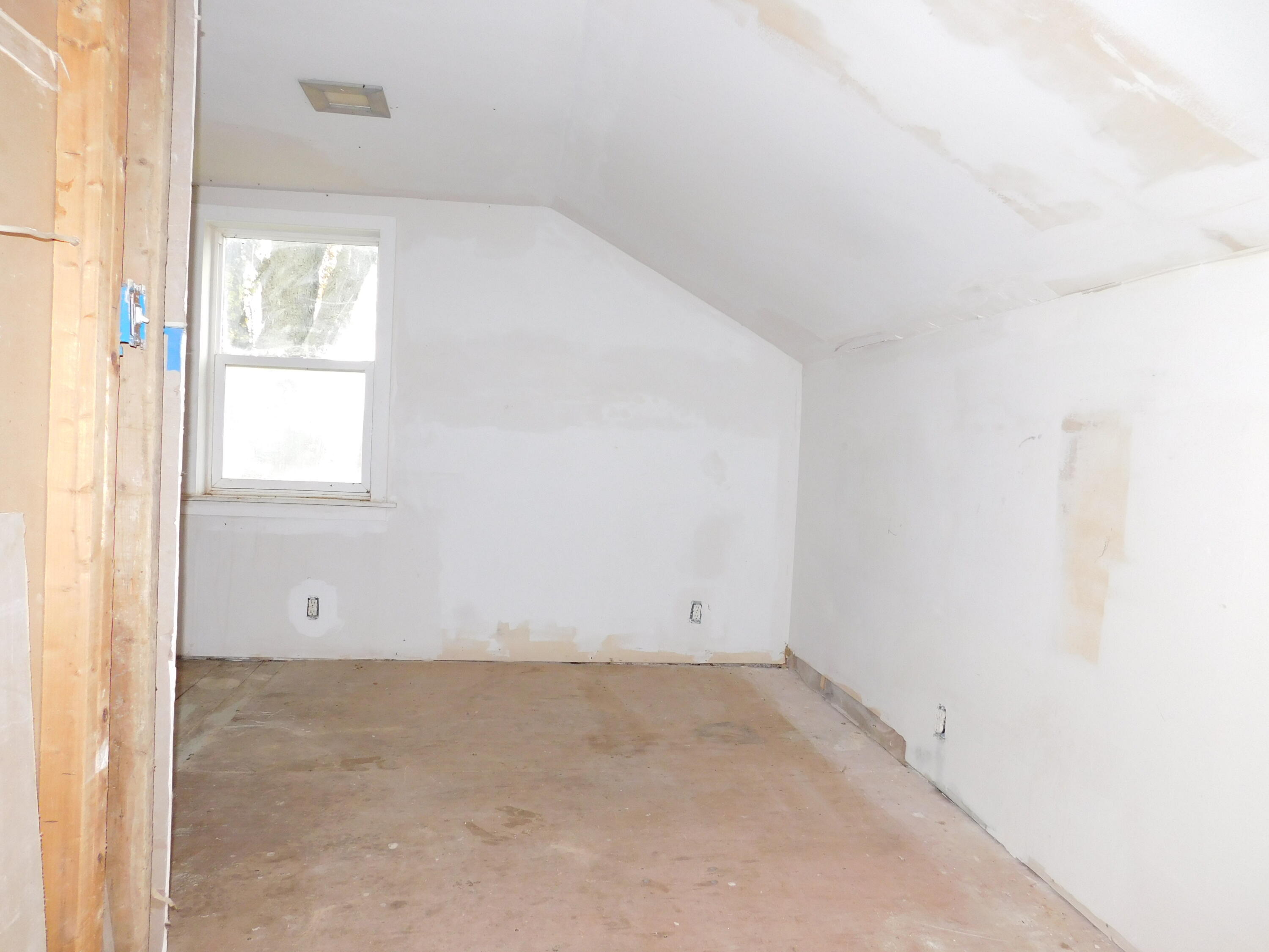 1515 Boyle Lake Road Buchanan, MI 49107 - Photo 19 of 38 DSCN4708