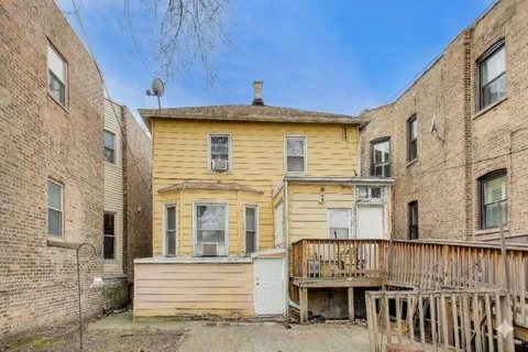 $700,000 | 5421 North Ashland Avenue, Chicago, IL 60640