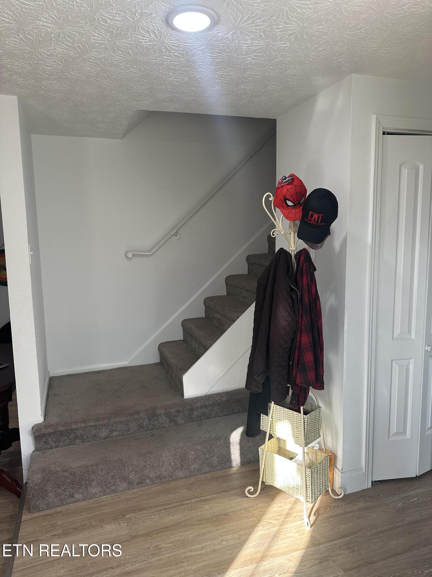 206 Summit Drive Middlesboro, KY 40965 - Photo 12 of 33 IMG_0985