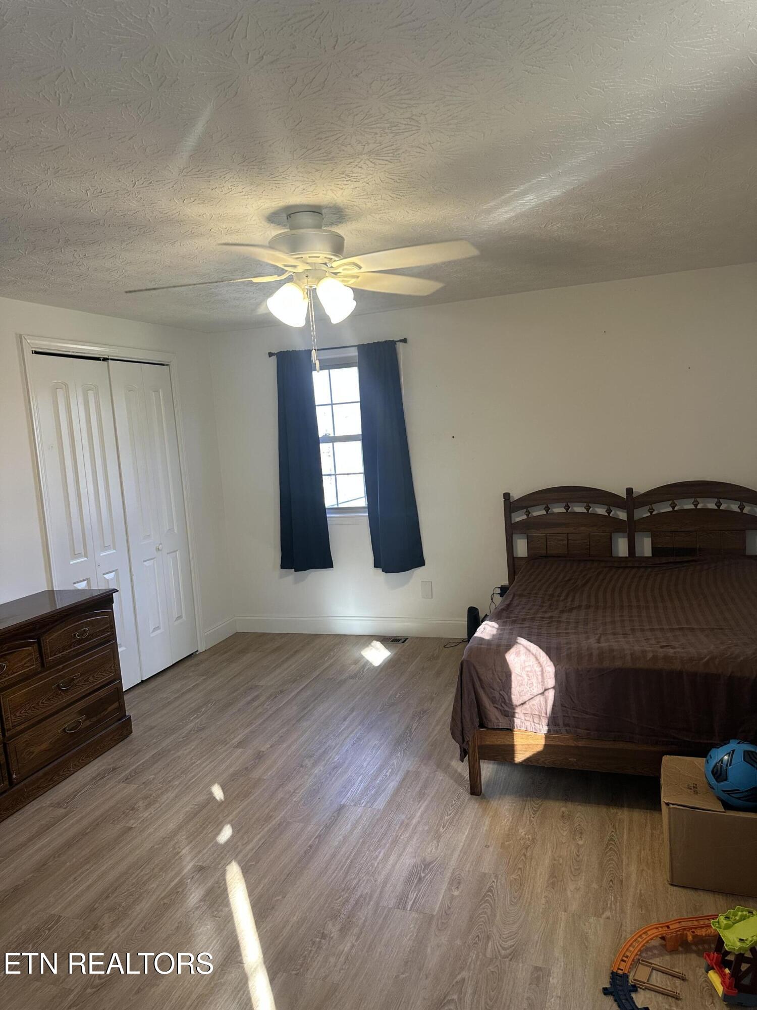 206 Summit Drive Middlesboro, KY 40965 - Photo 14 of 33 IMG_1008