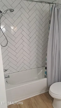 $259,000 | 206 Summit Drive, Middlesboro, KY 40965