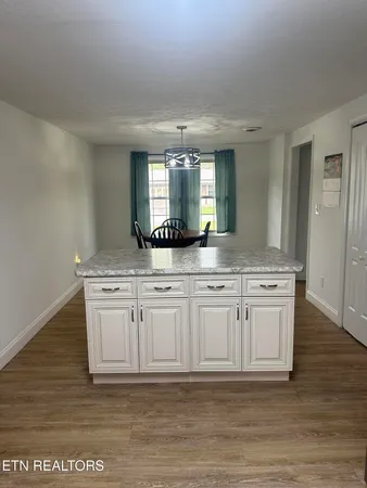 $259,000 | 206 Summit Drive, Middlesboro, KY 40965