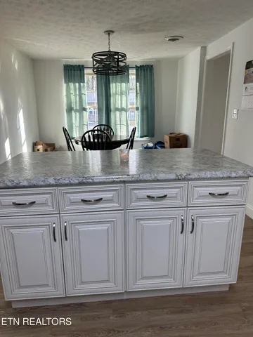 $279,000 | 206 Summit Drive, Middlesboro, KY 40965