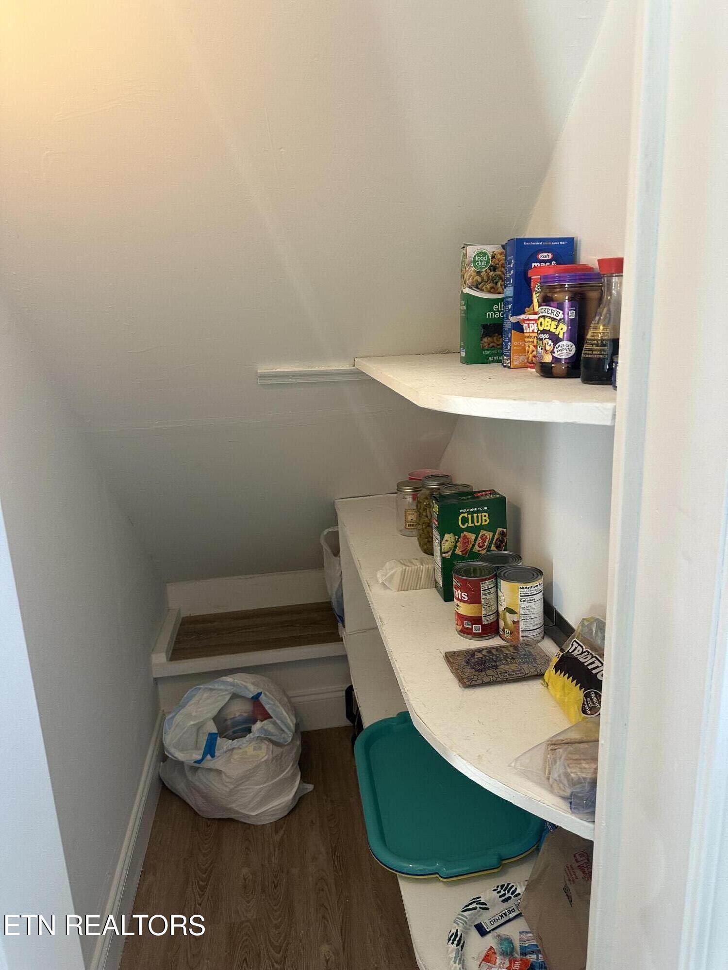 206 Summit Drive Middlesboro, KY 40965 - Photo 10 of 33 IMG_0990