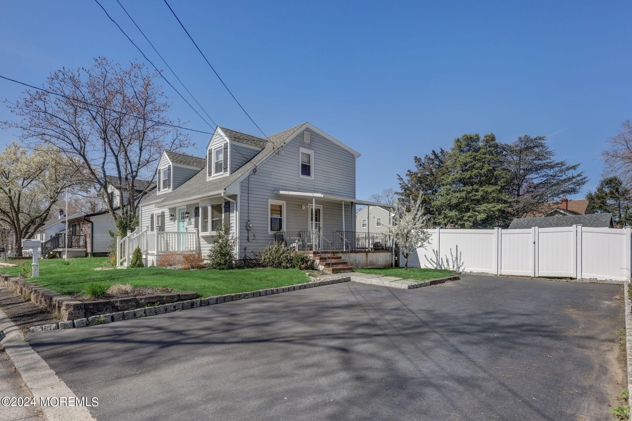 154 Ridge Avenue Belford, NJ 07718 - Photo 4 of 28 a view of house with outdoor space and street view