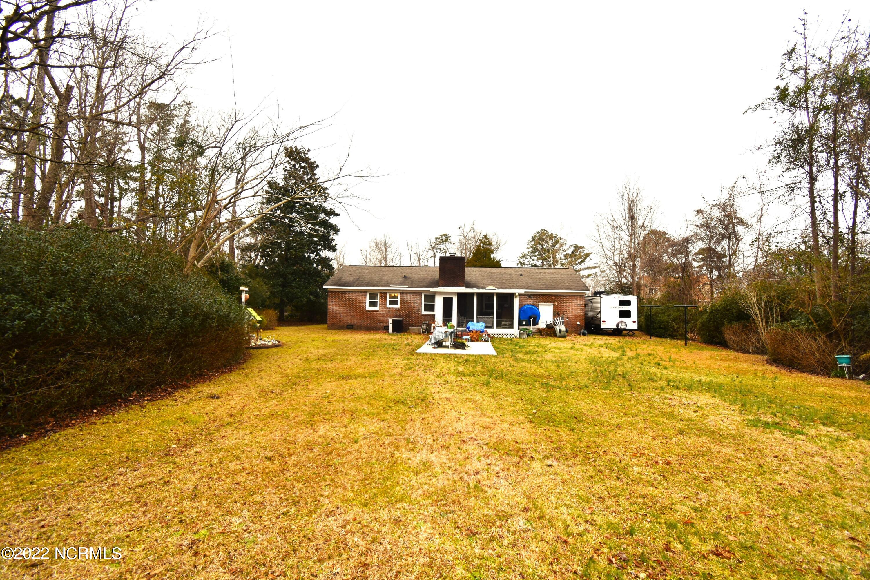 418 Boros Road New Bern, NC 28560 - Photo 5 of 28 8