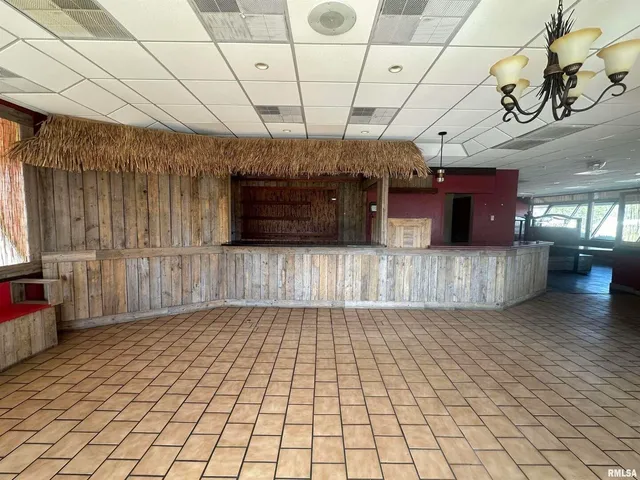 $349,000 | 706 Plaza Drive, Carterville, IL 62918