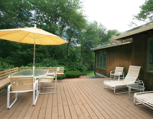 19 Charena Road Wayland, MA 01778 - Photo 3 of 11 Gallery Image 3