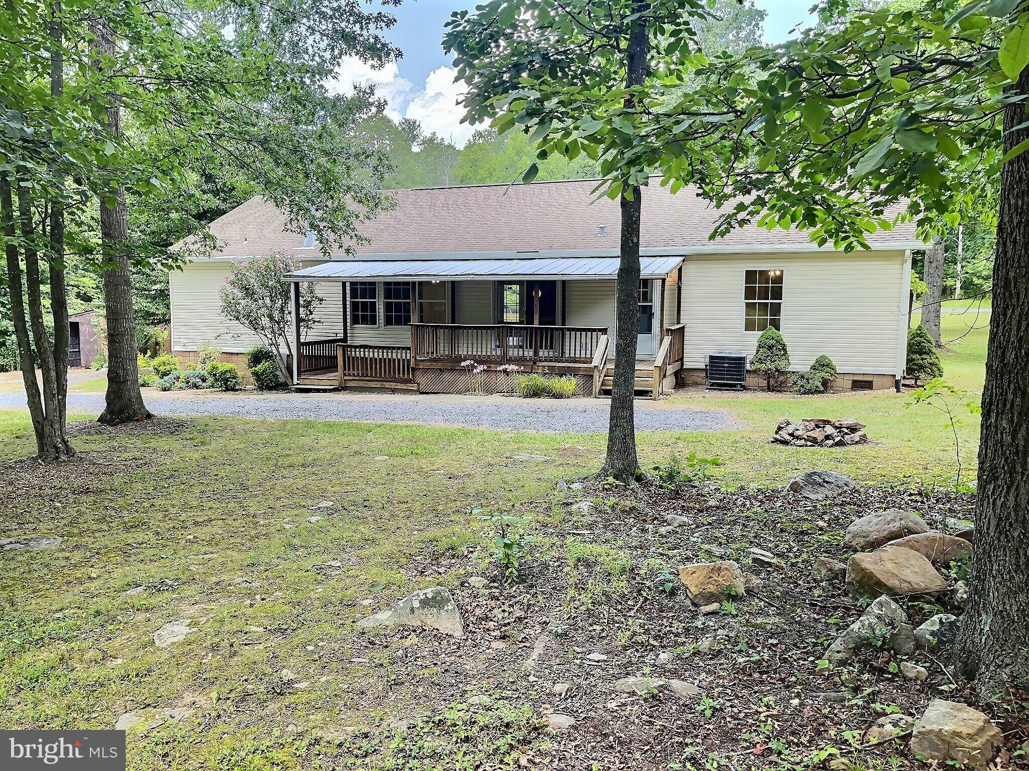3933 Zepp Road Maurertown, VA 22644 - Photo 5 of 51