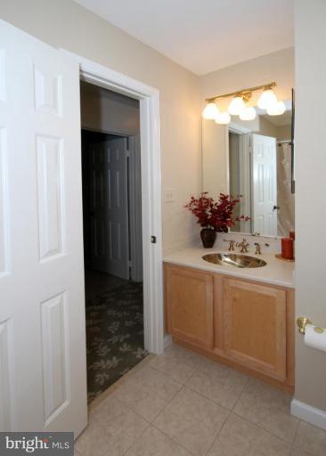 9213 Rockefeller Lane Springfield, VA 22153 - Photo 18 of 30 Bath #2